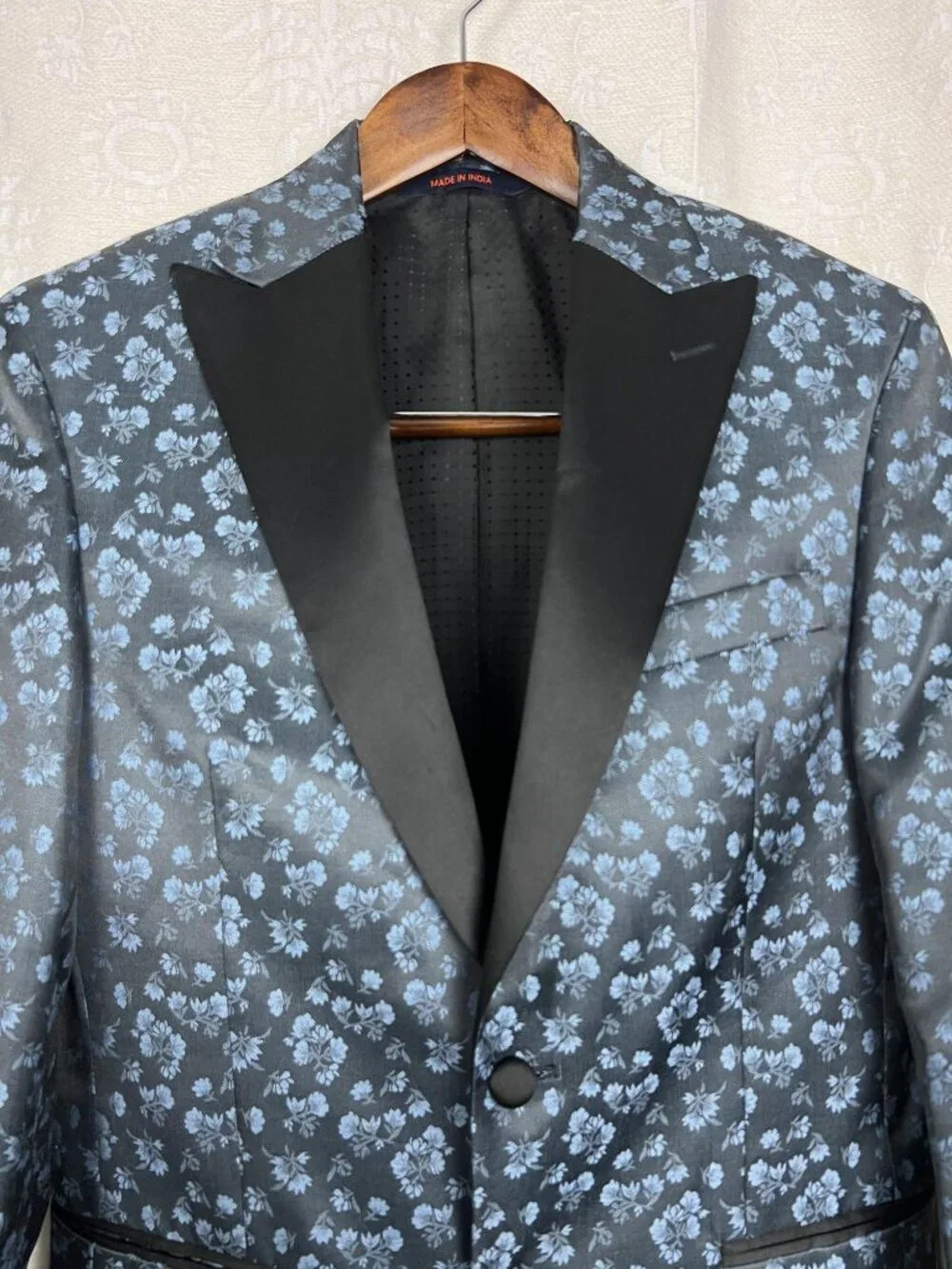 Egara slim fit dinner jacket jacquard blue floral satin 38R 2-button suit blazer